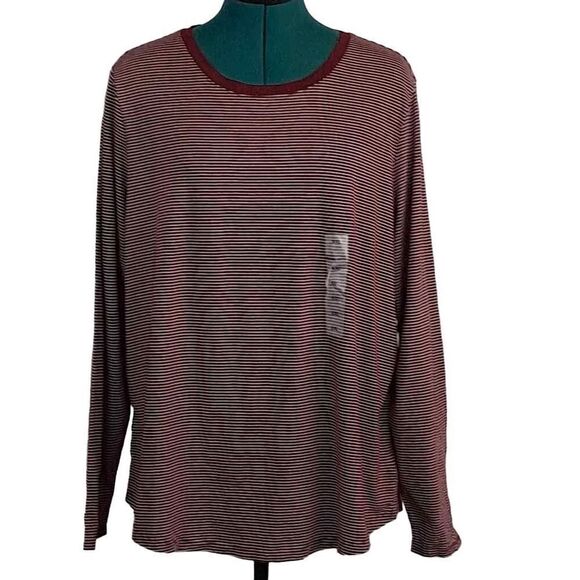 Ladies long sleeved tee NWT - Picture 1 of 9